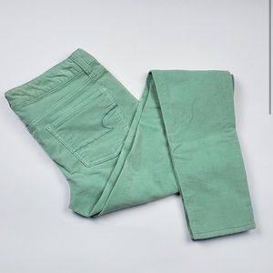 🦋American Eagle Super Stretch Corduroy Sz 4 mint